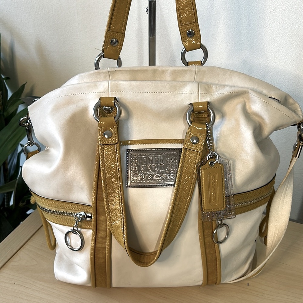 Y2K Poppy Collection Coach White Leather and Gold Tote Bag